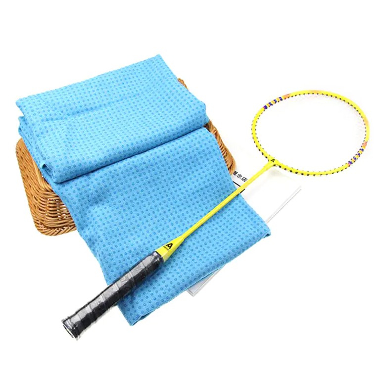 لماذا يمكن أن تضمن منشفة Microfiber Mata Mata غير المنقولة الأداء المضاد للانزلاق والتمتص العرق؟